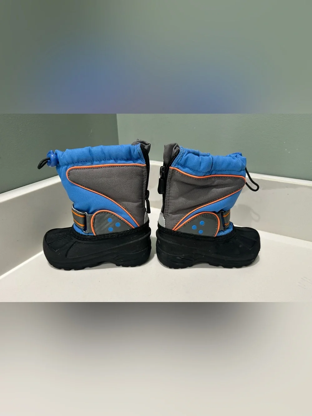 Target Circo Thermolite SNOW BOOTS - Toddler 5/6 Unisex Black/grey Blue